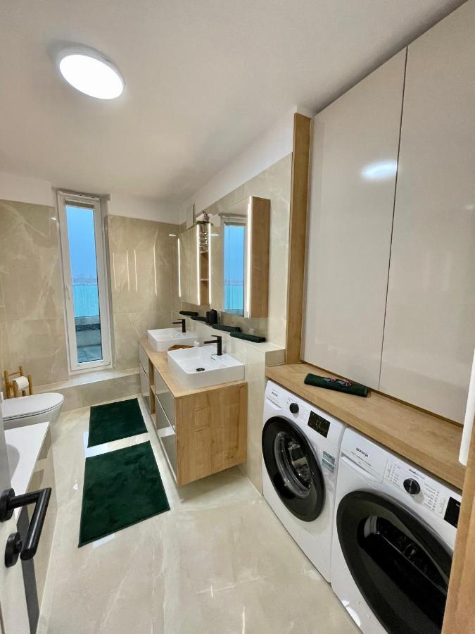 Centropolitan Penthouse #Jacuzzi #Freeparking Apartment Budapesta Exterior foto
